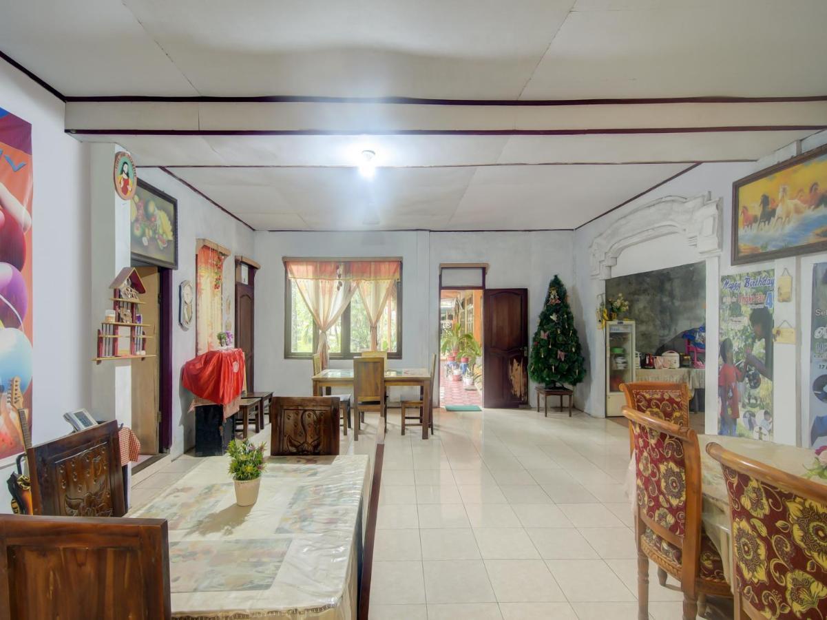 Oyo 90988 Tangkoko Jungle Homestay Rinondoran Екстер'єр фото