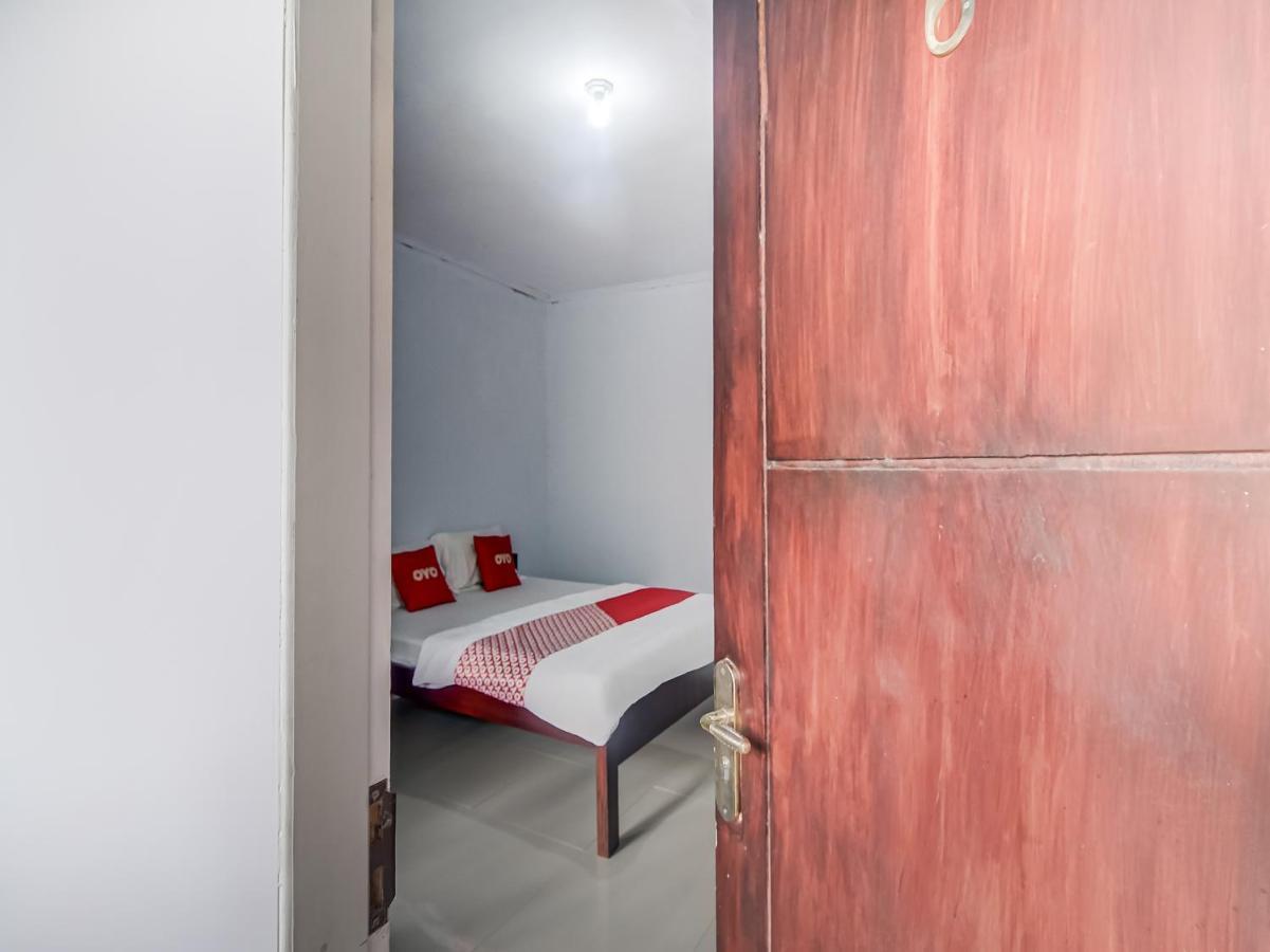 Oyo 90988 Tangkoko Jungle Homestay Rinondoran Екстер'єр фото