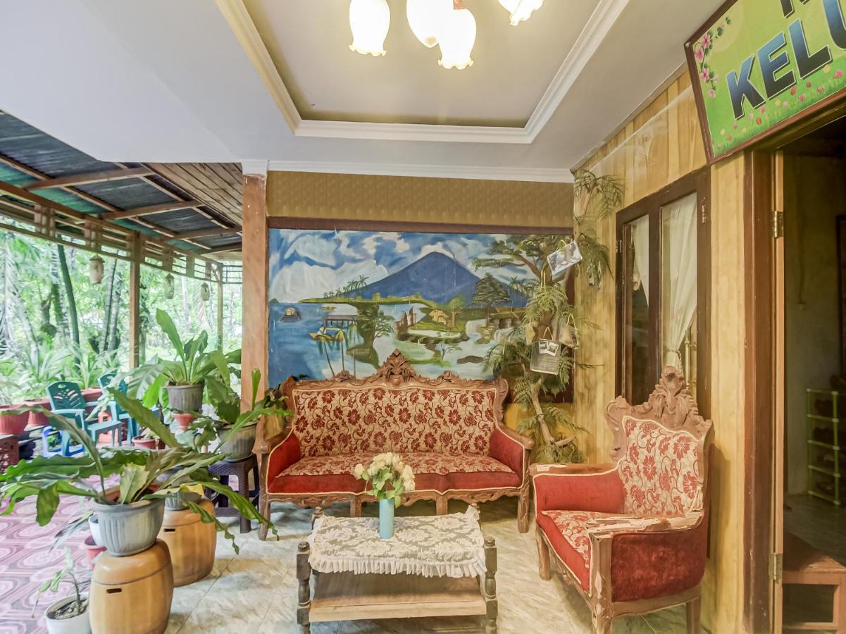 Oyo 90988 Tangkoko Jungle Homestay Rinondoran Екстер'єр фото